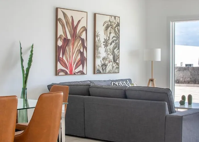 Blancazul Isora Vila